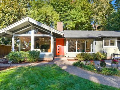 2703 Glen Eagles Rd, Lake Oswego, OR, 97034