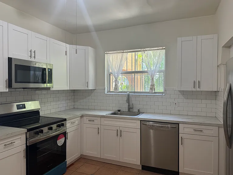 1769 SW 24th Ter — Photo 13