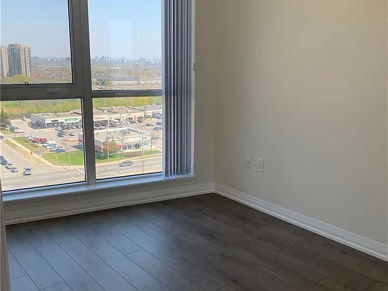 35 Watergarden Dr #1812 — Photo 8