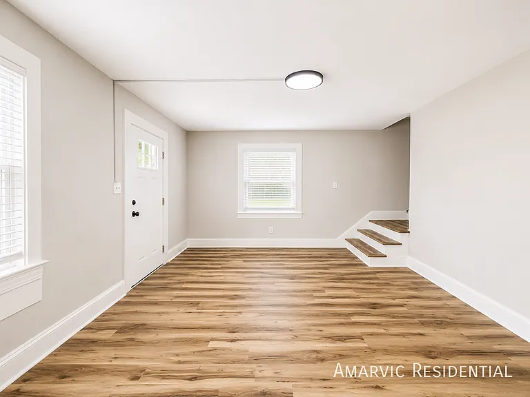 306 Watauga Ave — Photo 5