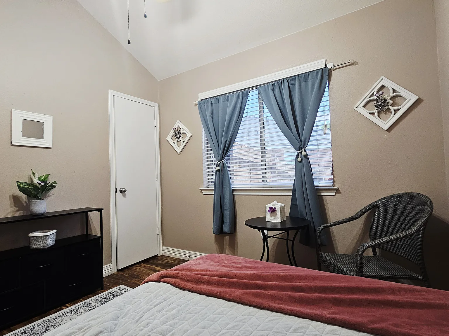 7105 Galleta Ct — Photo 3