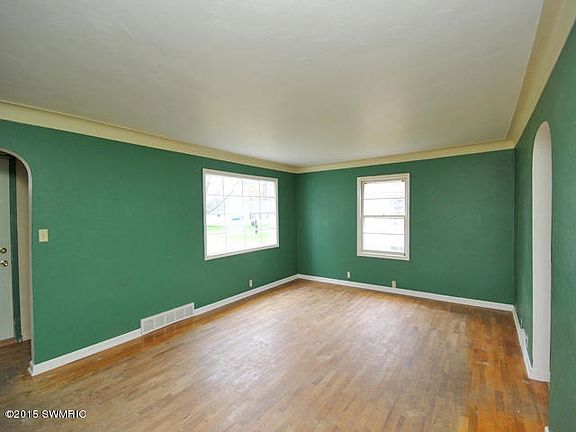 5th image of 1714 Byrd Dr