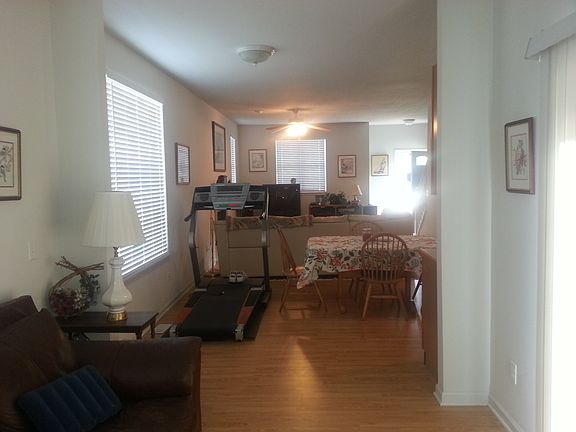 5th image of 6550 Woodridge Way 44481 #3