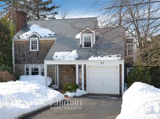 27 Lowell Rd, Port Washington, NY 11050