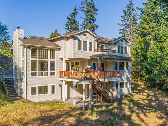 4th image of 5721 164th St SW