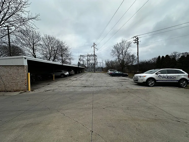 207 Fort Howard Ave — Photo 6