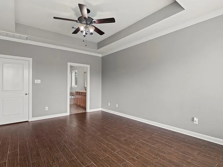 19415 Bronte Springs Ct — Photo 17