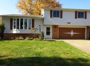 6502 Hamden Rd, Parma Heights, OH 44130