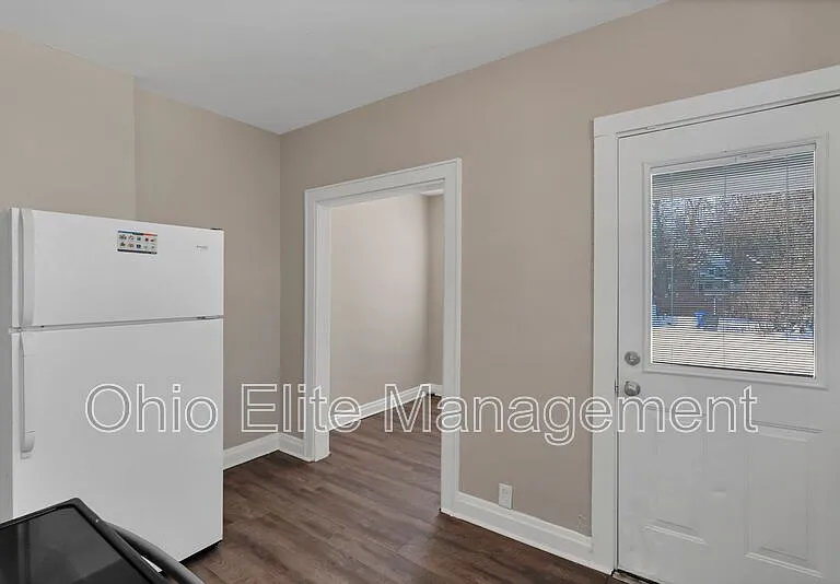 775 S 17th St — Photo 14
