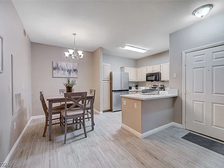 855 N Stephanie St #1013 — Photo 5