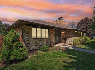 3208 Silver Lake Rd NE, Minneapolis, MN 55418