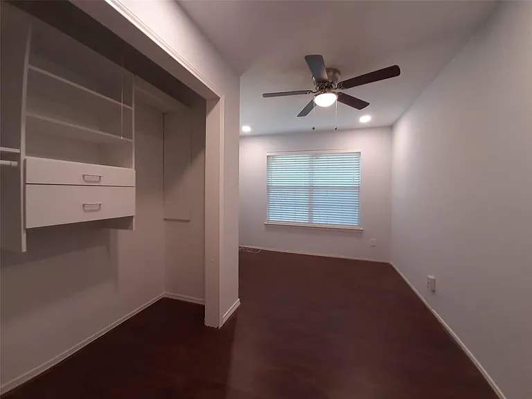 8 Fawnchase Ct — Photo 15
