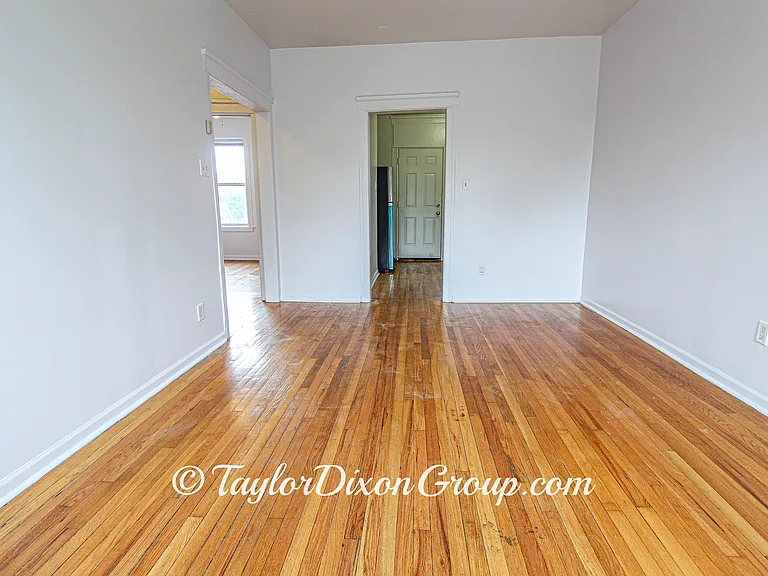 514 E 70th St #3 — Photo 18