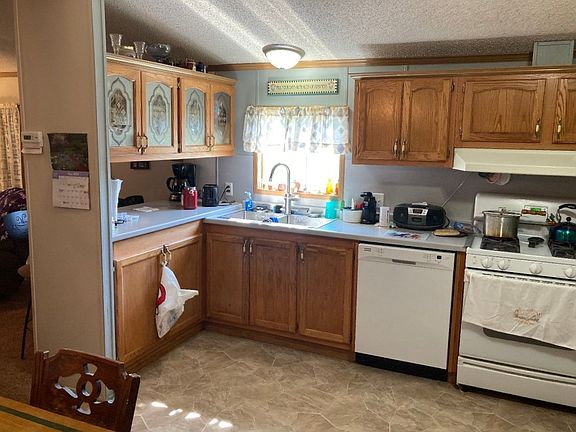3rd image of 4190 Steamboat Ln Suite 4190
