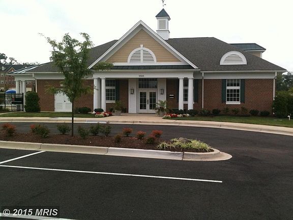 Community Clubhouse-Poolhouse