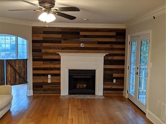 2nd image of 505 Mill Pond Ct SE