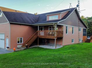 204 County Road 5 Rd, Front Of Yonge, ON K0E1R0