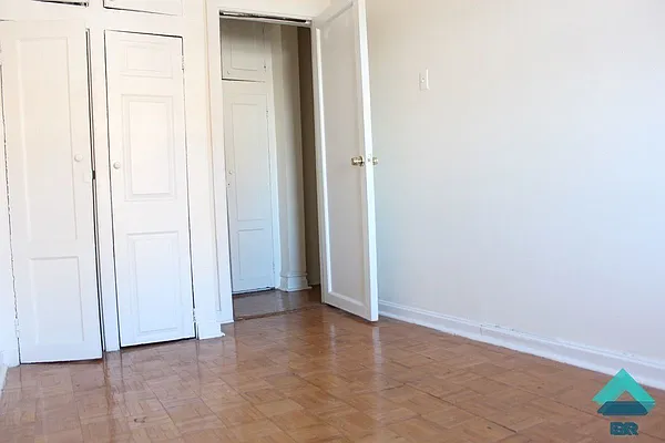 Rented by EXR | media 8