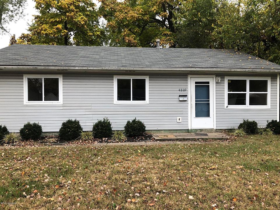 1st image of 4809 Seville Dr