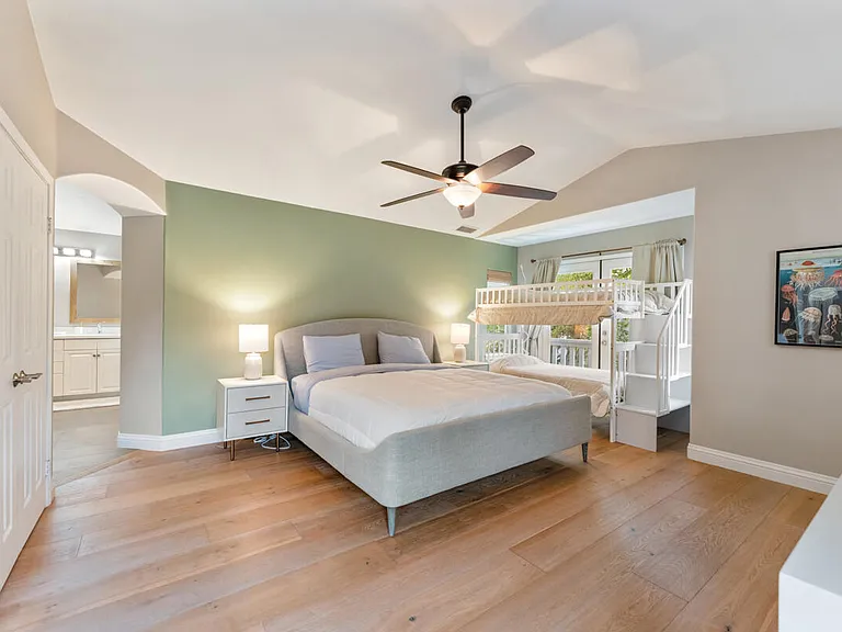 200 Oak View Ln — Photo 19