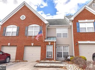 17 La Costa Dr, Blackwood, NJ 08012