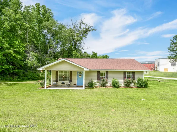 577 Iris Ave, Alexander City, AL 35010