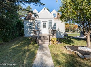 4 Corliss Ave, Rensselaer, NY 12144