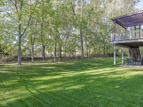 4th image of 2765 Old Vines Dr