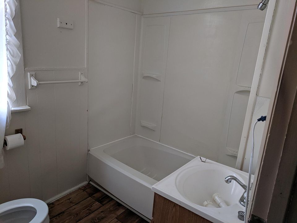 2nd image of 1309 12th St NW