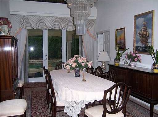 5th image of 1845 Merion Ln