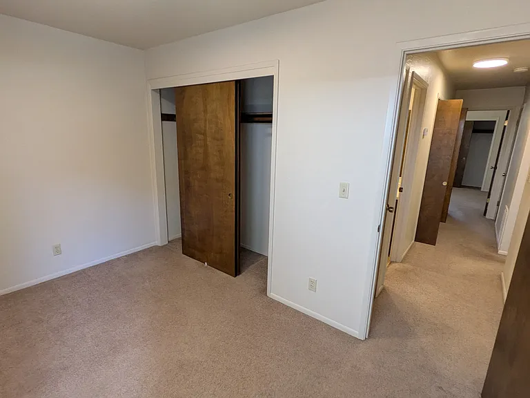 285 Saint Michael Ct #B — Photo 3