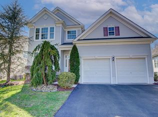 20 Arcaro Rd, Manalapan, NJ 07726