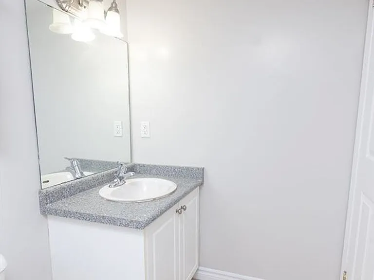 600 Sarnia Rd #47 — Photo 31