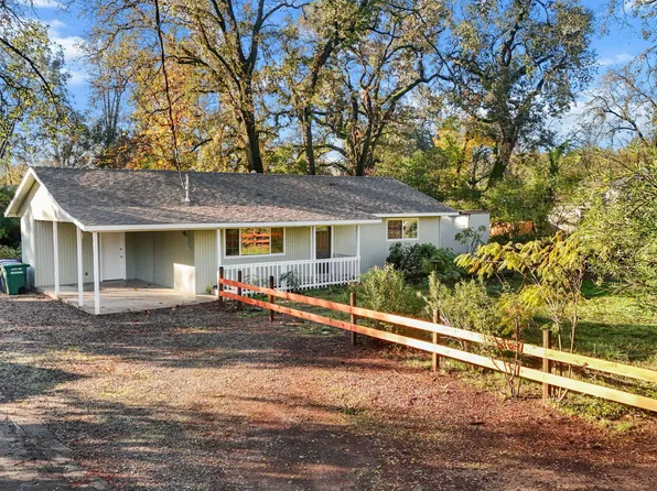 2001 Jewell Ln, Redding, CA 96001