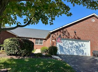 213 Hanover Ct, Delaware, OH 43015