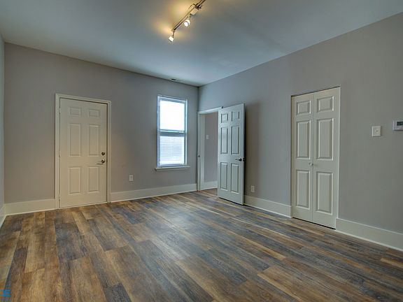 1441 West Cullerton Street Living Room Photo