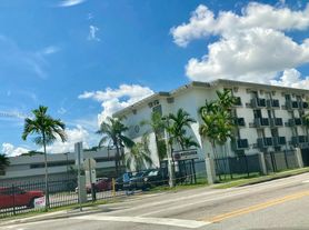 16450 NW 2nd Ave
