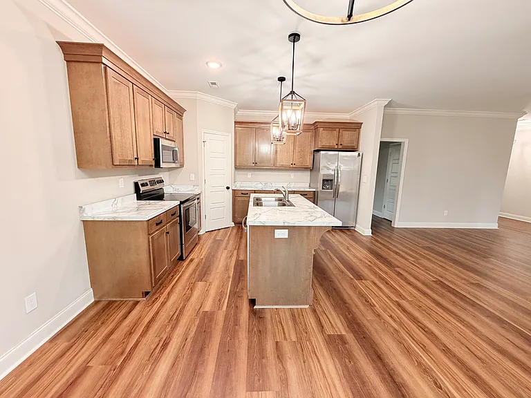 10515 Wall Triana Hwy — Photo 6