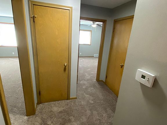 5th image of 1325 N 49th Ave #4