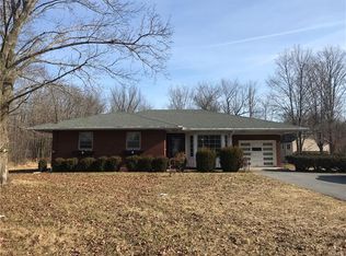 149 S Main St, Florida, NY 10921