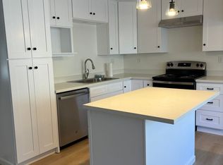 1501 Funston Dr, Santa Rosa, CA 95407