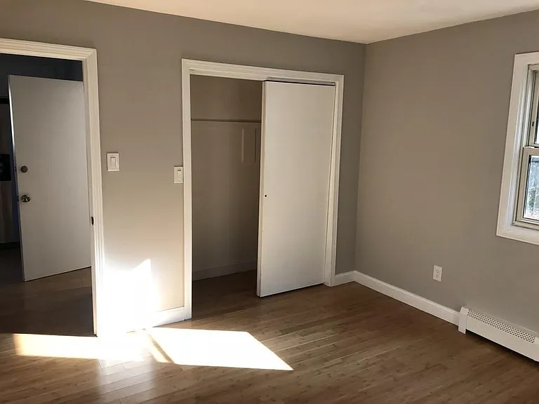207-209 Vine St #2 — Photo 7