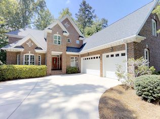 29 New Rhododendron, Chapel Hill, NC 27517