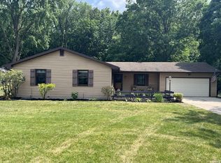 16738 Valley Forge Ln, Granger, IN