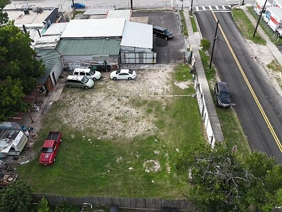 4th image of 1020 Hogan St Lot 9