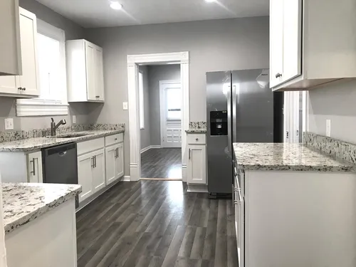 4315 Apple Ave Photo 1