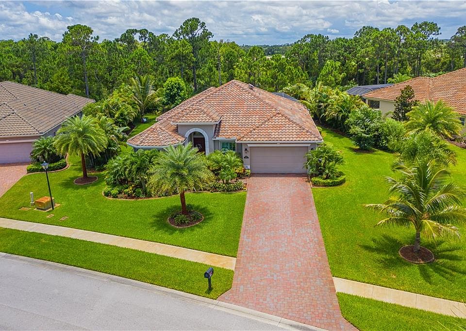 1st image of 6055 Venetto Way