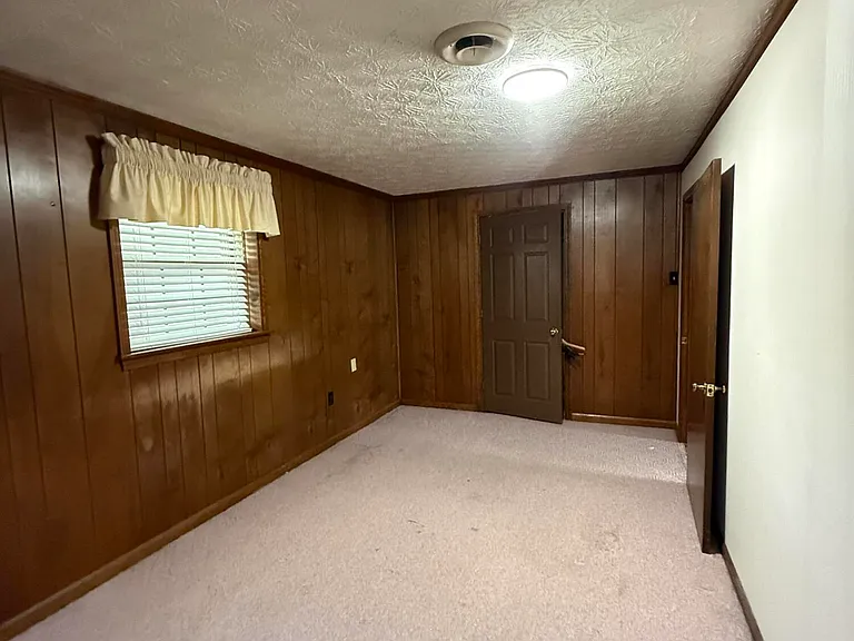 3924 Gladman Way — Photo 23