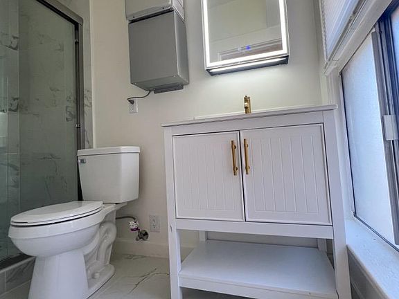 2nd image of 1206 Burlingame Ave #2