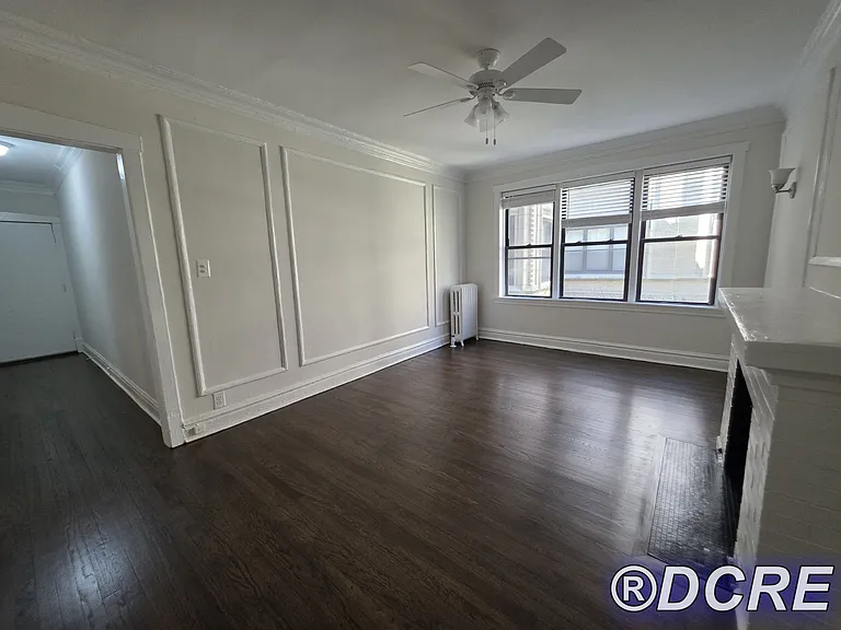 1233 W Chase Ave #1 — Photo 3